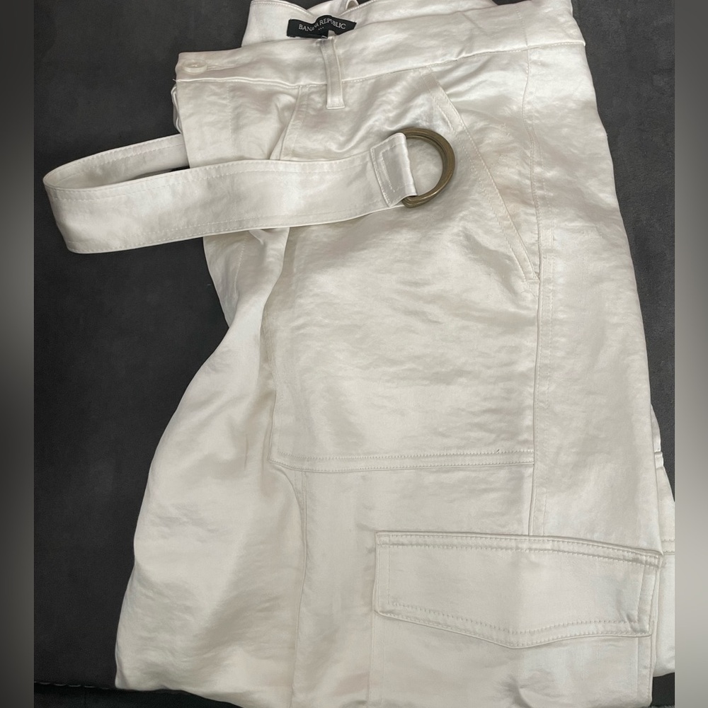 Banana Republic White Belted Pants